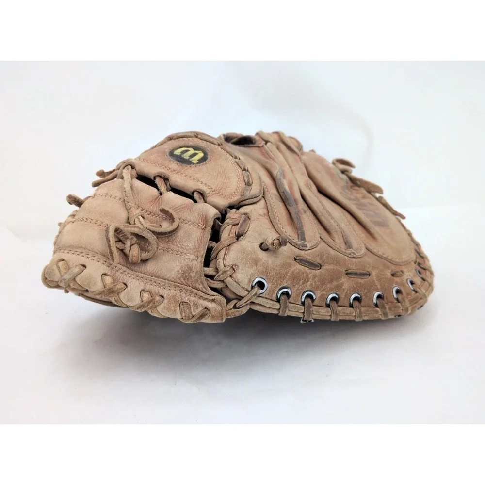 Used Wilson The A 2403 Catchers Mitt Pro Model For Righthand Throw
